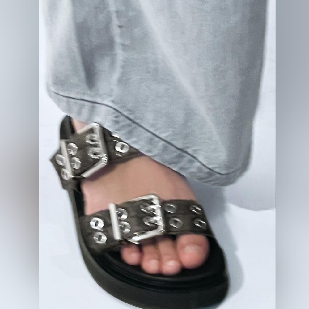 ZARA METAL APPLIQUE FLAT SANDALS NWT - Picture 7 of 7